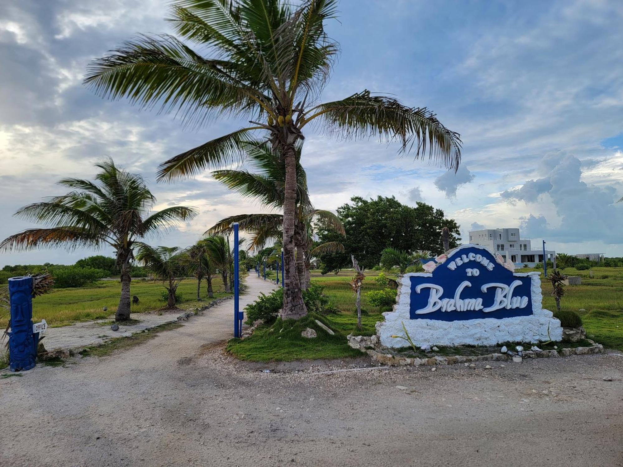 Brahma Blue Resort San Pedro  Exterior foto