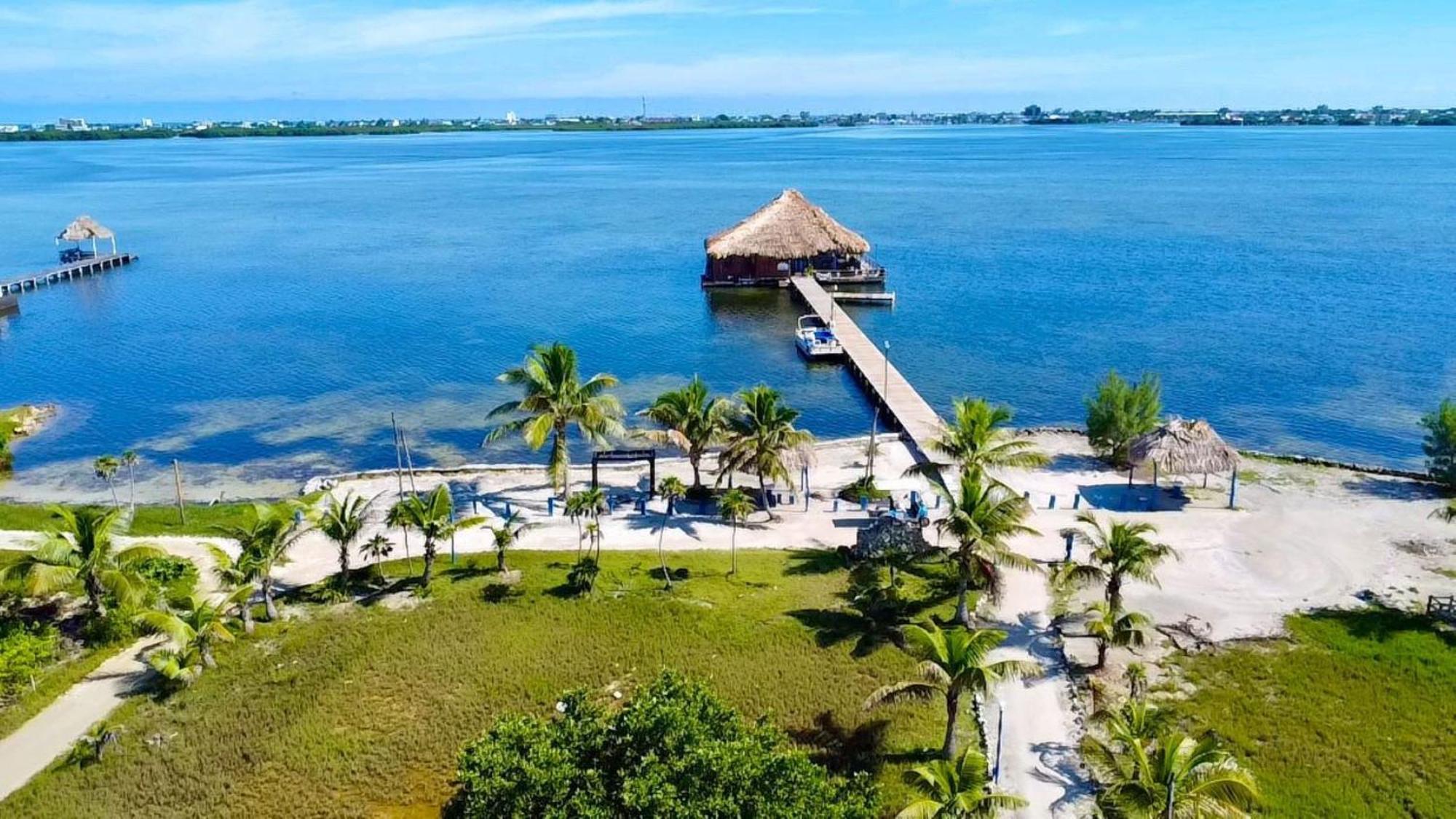 Brahma Blue Resort San Pedro  Exterior foto